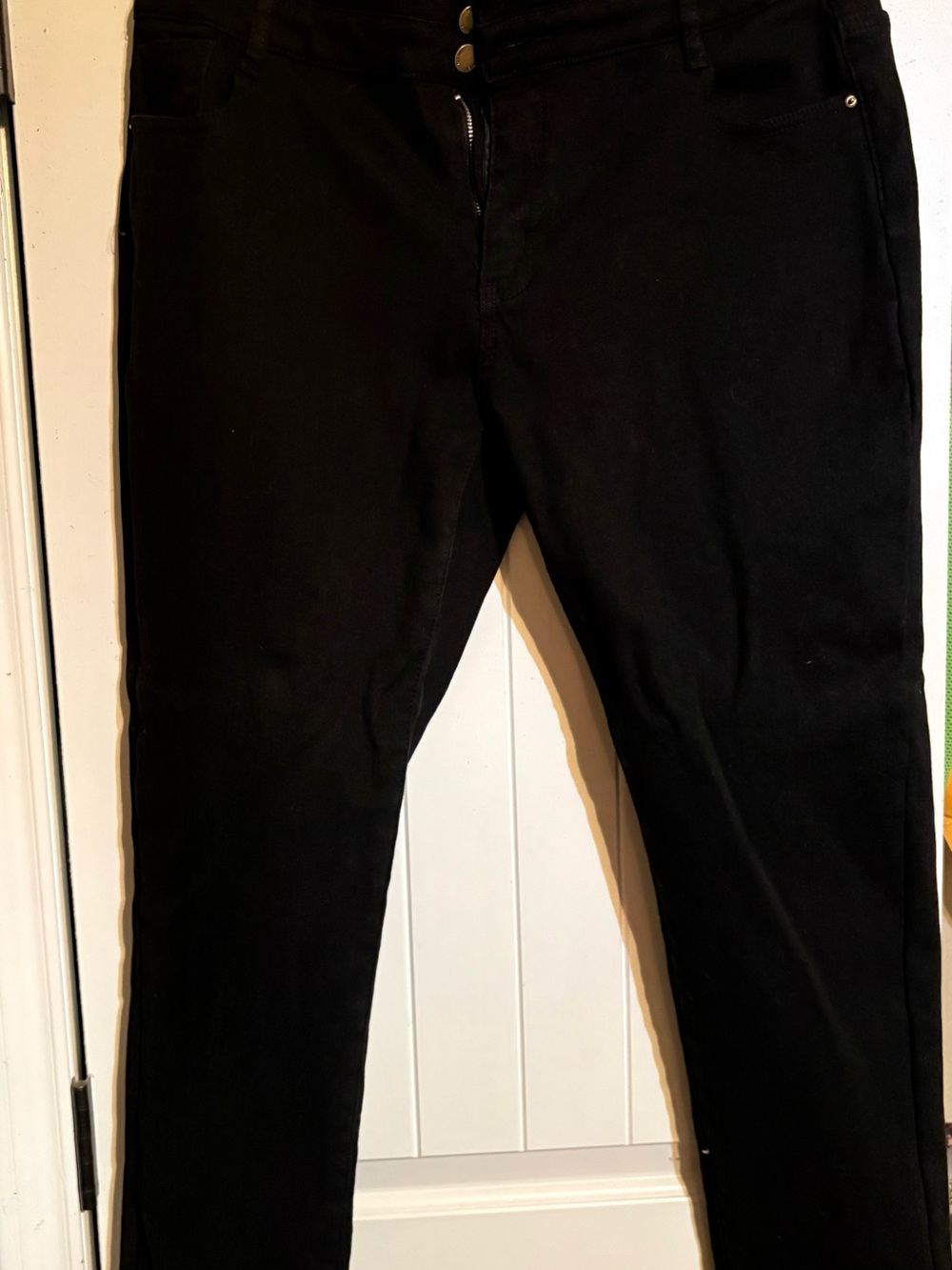 Women’s  Black Straight leg jeans
